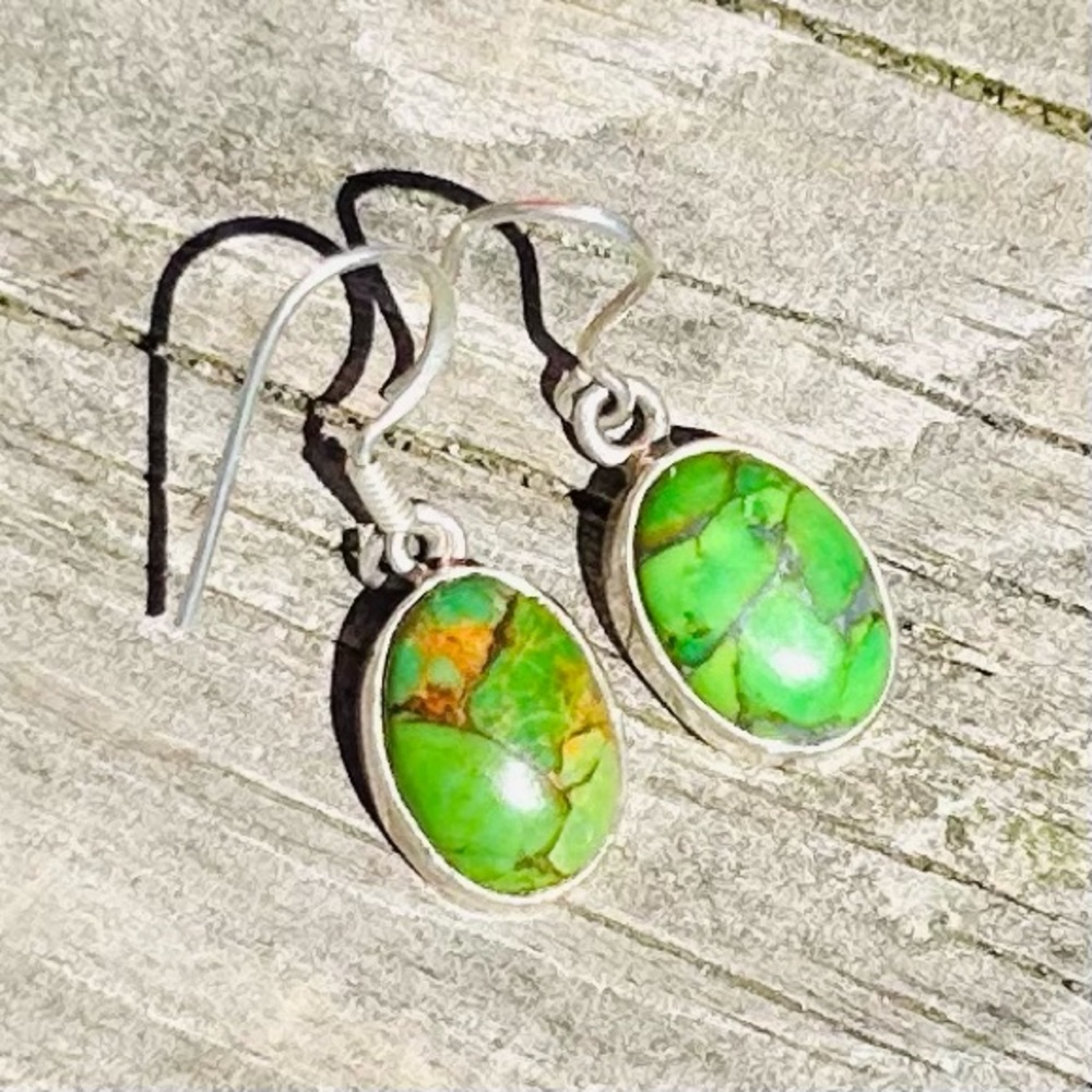 Genuine Green turquoise hand made sterling silver 925 Earrings - Picture 4 of 4